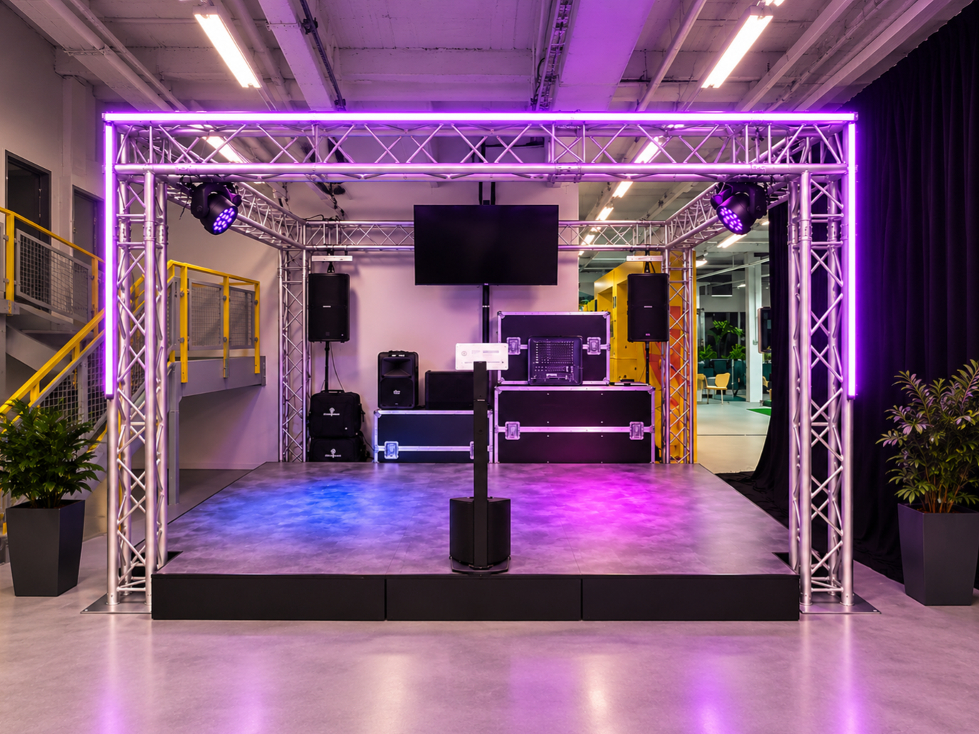 Structures techniques, trilite et lumières