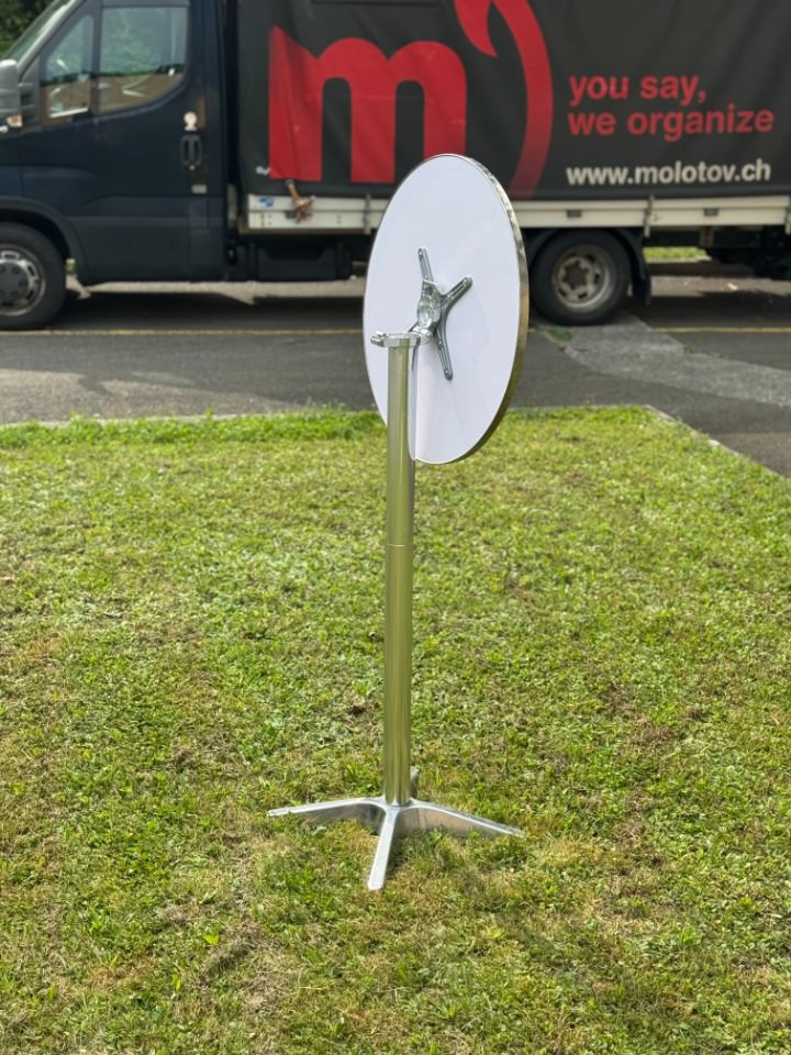 Table de bistrot en aluminium